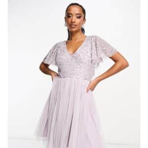 Beauut Petite - Bridesmaid - Verziertes Mini-Brautjungfernkleid in Flieder mit Flatterdetail-Lila