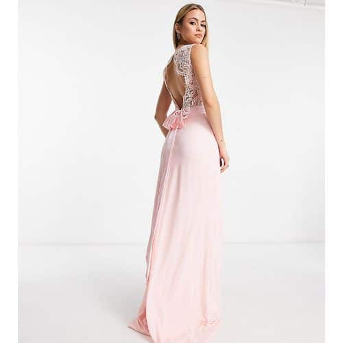 TFNC Tall - Langes Chiffon-Brautjungfernkleid in zartem Rosa mit Rückseite aus Spitze mit Bogenkante