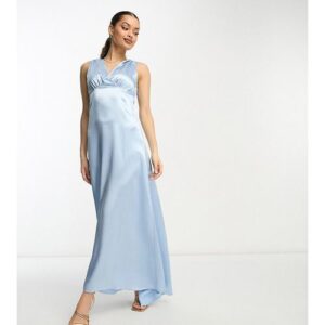 Vila Petite - Bridesmaid - Maxi-Brautjungfernkleid aus pastellblauem Satin mit V-Ausschnitt und Schleppe