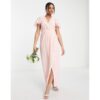 TFNC - Bridesmaid - Langes Brautjungfernkleid aus zartrosa Chiffon mit Flatterärmeln und gewickelter Vorderseite